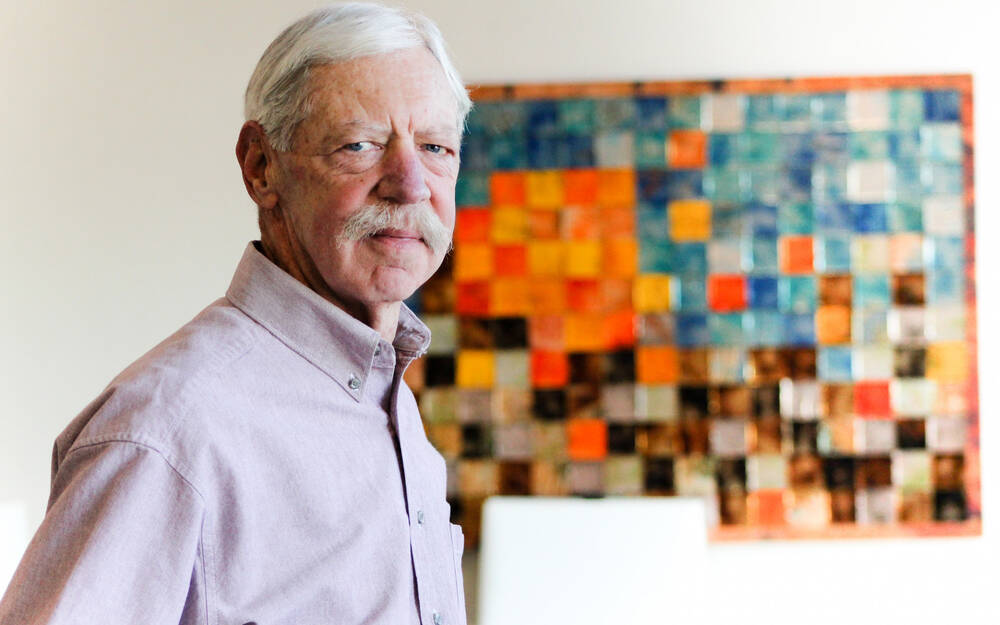 Robertson Spotlight 1